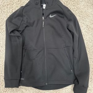 Women’s Nike pro zip up hoodie